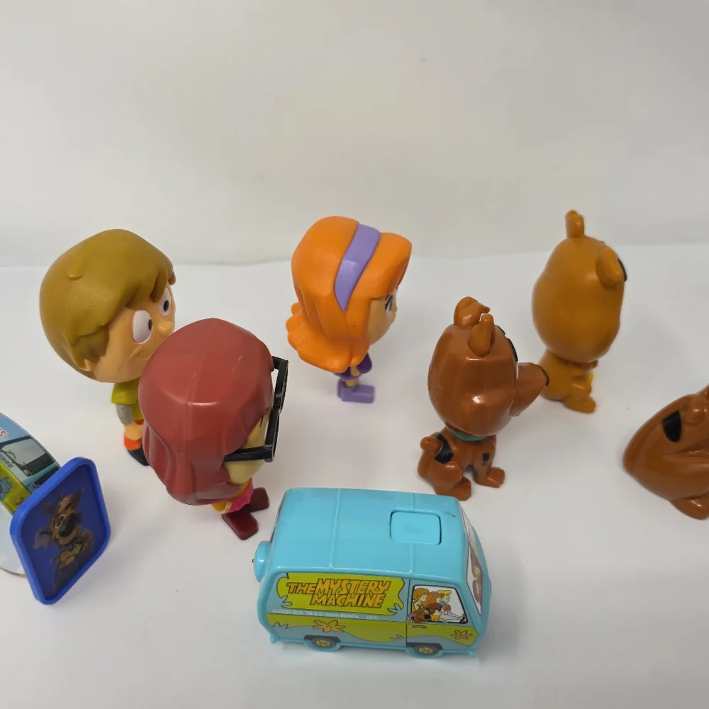 Scooby Doo Fast Food Toy Lot